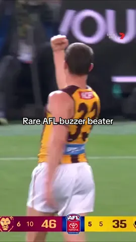 Jack Ginnivan with the buzzer beater ‼️ #afl #hawthorn #buzzerbeater #clutch #highlight 