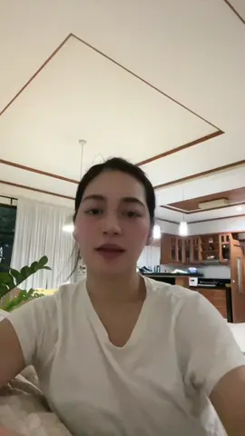 Attempting to sing this song with @aeden that i learned just now. The lola in me is lola-ing. Hahahaha! Grabe .. so so good! Galing nya! Anyway, enjoy! :) 