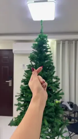 Me realizing that #christmastree is more than just decoration… it’s healing my inner child. 🤍😅 Yes!! This kid is EXCITED FOR CHRISTMAS!!!! Fave seasonnnn! 🎄🎄🎄🎄#christmas #christmasdecoration #christmasdecor #pasko 