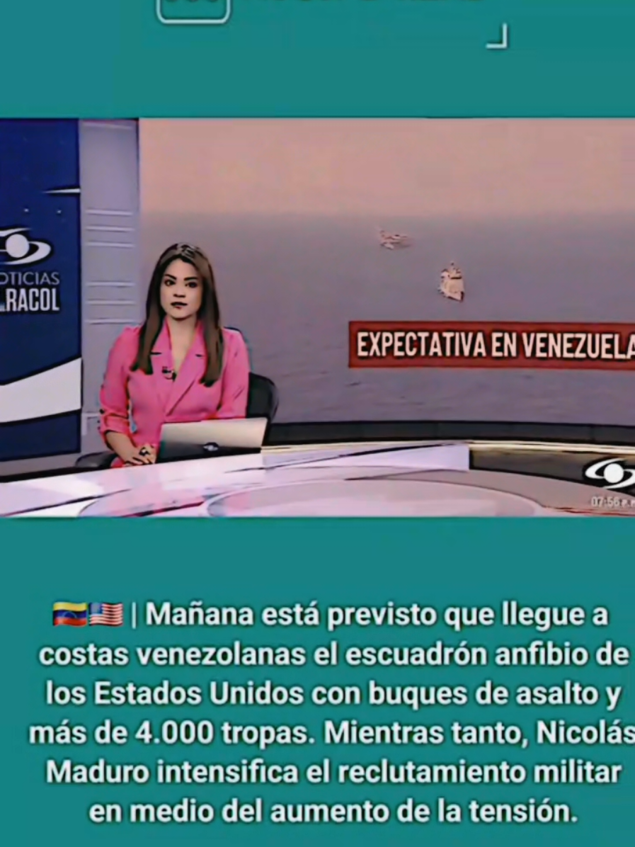 Besok diperkirakan akan tiba di venezuela squadron amfibi yang dikerahkan oleh Amerika Serikat , yang mencakup kapal serbu dan lebih dari 4.000 personil militer.  ketika ketegangan meningkat , perekrutan yang dipanggil oleh Nicolas maduro maju di Venezuela. - #breakingnews #amerika🇺🇸 #venezuela🇻🇪 #konflik #fyp 