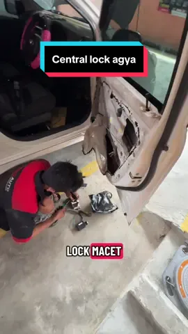 Mending keluar uang dikit daripada keluar uang banyak mobil disikat orang