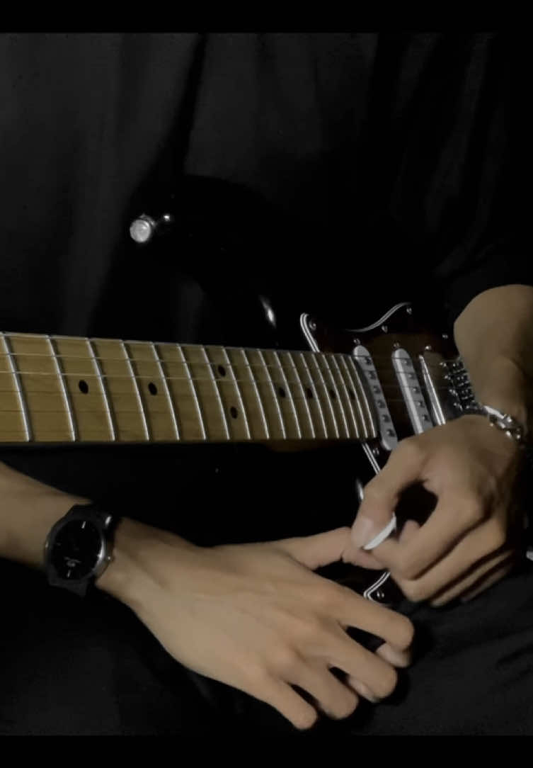 cheating on you #charlieputh #electricguitar #donnerdst152 #donnermusic 