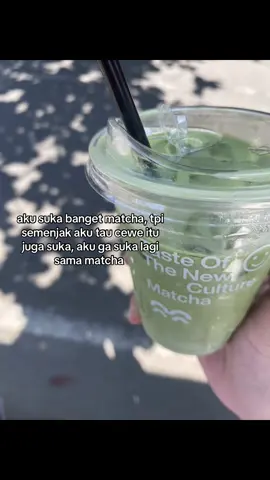 pdhl smua orang tau kalau aku suka bngt matcha huftt #4u #fyp #someone #matcha 