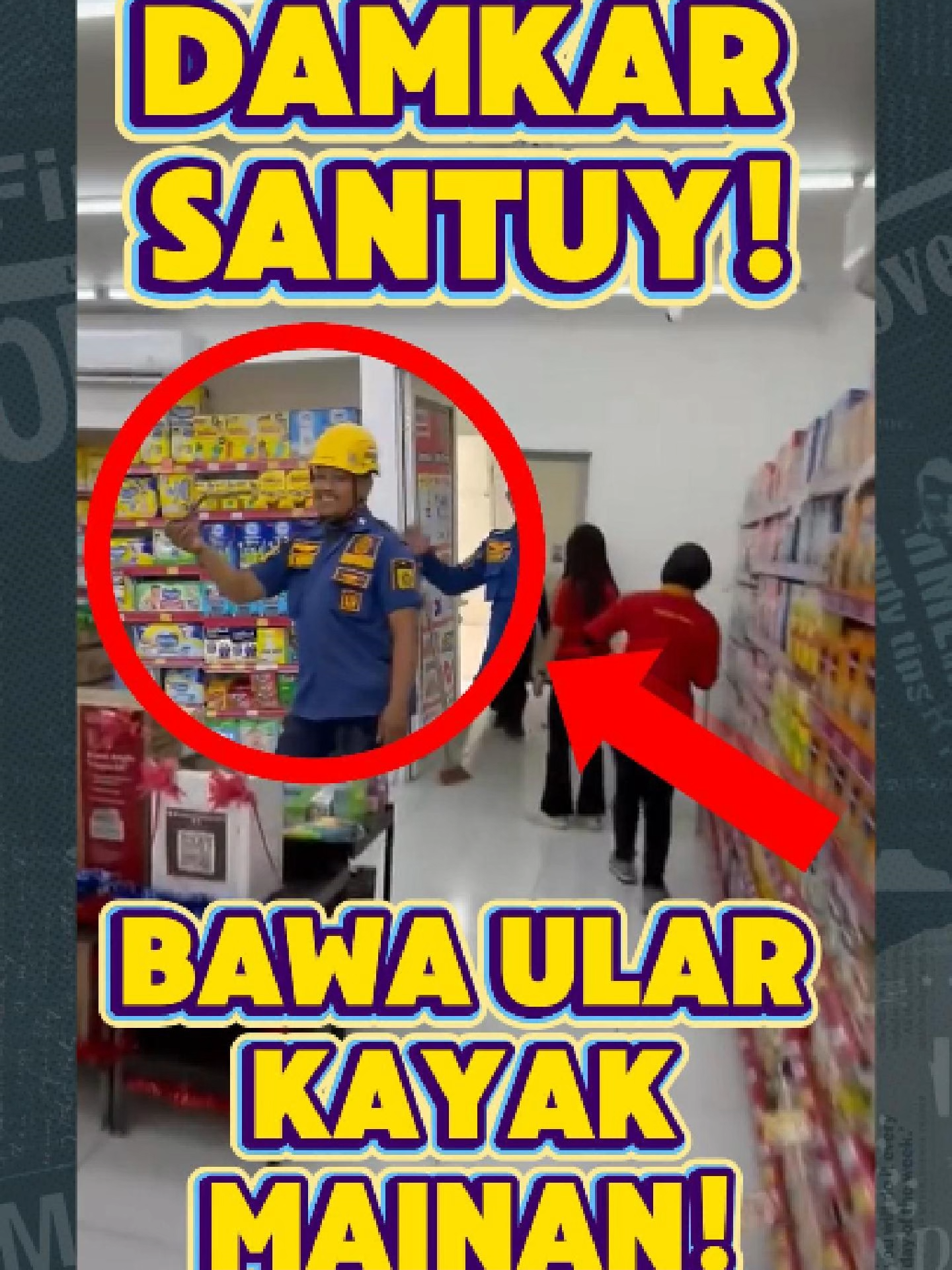 Dimintain Evakuasi Ular Saat Damkar Lagi Jajan, Endingnya Bikin Salfok!#BeritaViral #DamkarHebat #EvakuasiUlar #FYP #LucuBanget