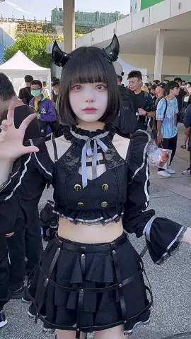 台湾のコミケにかわいい日本人いた(>ᴗ<) #FF45 