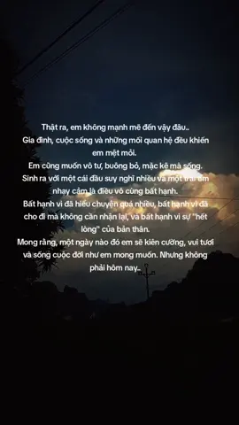 Mong rằng em sẽ thật sự hạnh phúc chứ không phải cố tỏ ra hạnh phúc 🩵 #buồn_tâm_trạng #suynghitieucuc #CapCut #xuhuong #xuhuongtiktok 