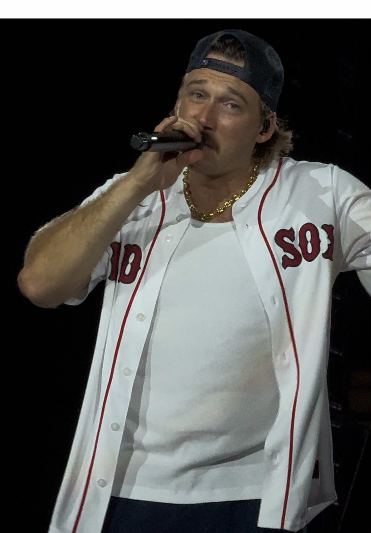 Morgan Wallen night 2 in the Big Papi Red Sox jersey 🔥 and a Gronk walkout! 🎵❤️💙⚾️  #morganwallen #gillettestadium #morganwallenfoxborough #morganwallenboston #A3 #morganwallenconcert #morganwallenn2#morganwallennight2#fyp #redsox