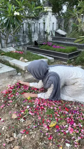 dikehidupan selanjutnya, jadi Papaku lagi ya🥀🤍