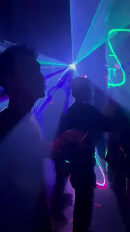#fypシ゚viral🖤tiktok #dugemparty @deli.entertainmentclub @_mtiaandini #medantiktok #tiktok #berandatiktok 