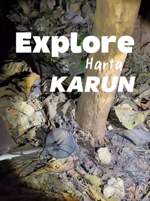 Detik-detik penemuan uang Koin Japan menggunakan alat Metal Detector.  . #metaldetector #explore #uang #viralvideo 
