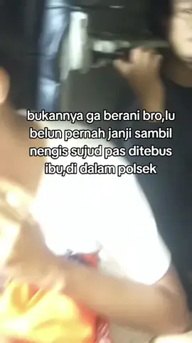 jangan sampempe ke ulang lagih kata kata. ibu cari pinjeman dulu ya nak nanti kalo dapet pinjeman ibu tebus