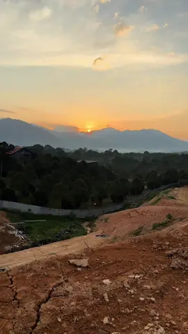 Track 2 ambil masa dalam satu jam, package ni cuma Rm120 solo ride atau pun dengan passenger Rm140.#thelumpangatv #thelumpang乐龙邦 #kalumpang #atvmalaysia #kerlinghuluselangor 