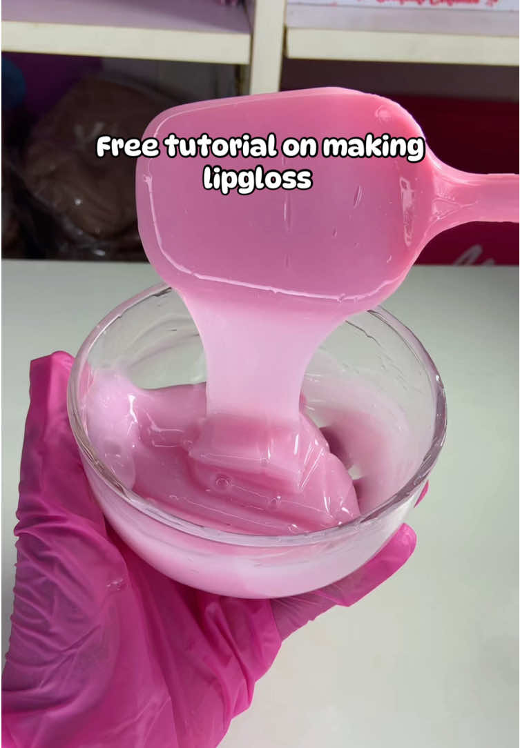 Free tutorial on making lipgloss 😌 Say your thank you in the comment #lipglossmaking #cubbygloss #makinglipgloss #cubbyglosscosmetics #howtomakelipgloss 
