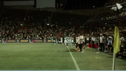 يمكن زمَـاني يصالحني  بعـد العداوه !  #الاهلي #fyp #الاهلي_السعودي #اكسبلور #explore 