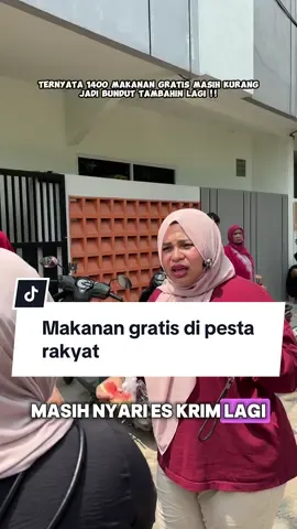 Bener-bener membludak guys 1400 makanan gratis masih kurang banyak. Siapa aja nih yang udah datang kesini ? #dutagrosirbaju #pestarakyat #panjatpinang #nikitamirzani #fyp 