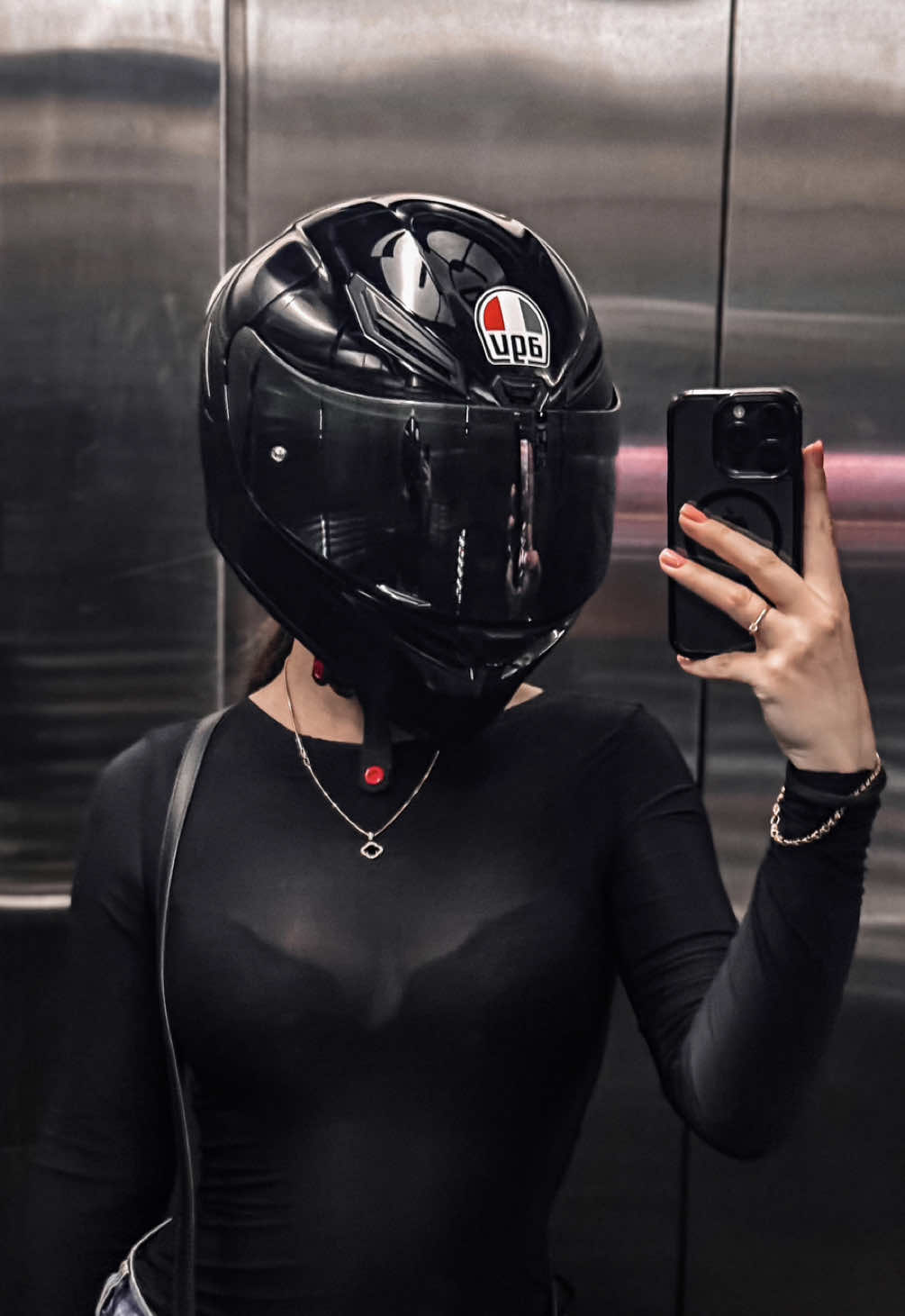 Night ride🖤 #fypシ゚ #foryou #hondacbr600rr #bikergirl 