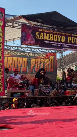 Samboyo Putro  live ganggang malang nganjuk 24 Agustus 2025📍 . . #samboyoputro #sps #samboyoputro1977 #senitari #samboyoputrosejagat #jaranannganjuk #fyp #fypシ #viral #foryou #foryoupage #beranda #budoyojawi 