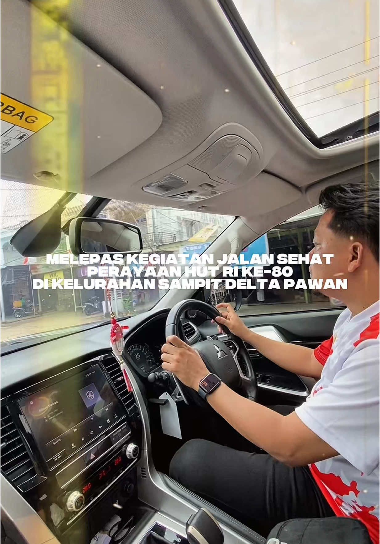 Minggu, 24 Agustus 2025, saya berkesempatan hadir sekaligus melepas Jalan Sehat dalam rangka HUT ke-80 RI di Kelurahan Sampit. Bagi saya, jalan sehat ini bukan sekadar olahraga bersama. Panitia, masyarakat, dan berbagai pihak yang bergandeng tangan menyukseskan acara ini, memperlihatkan wujud nyata semangat gotong royong yang harus terus kita gelorakan. Dalam banyak kesempatan, saya akan selalu berusaha untuk hadir, karena kehadiran merupakan cara sederhana untuk saling menghargai dan menguatkan. Terima kasih kepada masyarakat Ketapang yang selalu antusias merayakan kemerdekaan. Meski kita tak lagi dijajah bangsa asing, perjuangan hari ini adalah merdeka dari rasa ragu untuk bersuara dan merdeka dari rasa takut melawan ketidakadilan. Karena, Merdeka bukan hanya soal masa lalu, tapi tentang keberanian kita hari ini. 🇮🇩❤️ #beridampak  #ketapang  #jalansehat  #hutri80  #gotongroyong  #fyp 