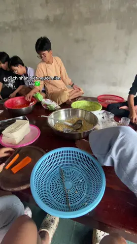 cách nhận biết người miền tây#viral #mientay #abcxyz 