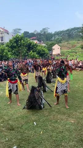 TATAS TUNTAS, GAYENG DSN REKESAN 🔥 📍 Perumahan Grand My Home, Dsn Rekesan, Ds Kalirejo, Ungaran Timur, Kabupaten Semarang  24/08/25 #lewatberanda #jaranansemarangan  #jarankepang #masukberanda  #fypviral 