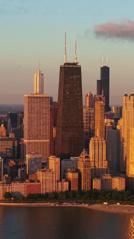 Starting off with some sunshine! #chicago 