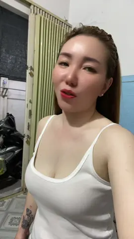 Lục bình trôi trên dòng sông tựa như tim em hằng mong …🥰
