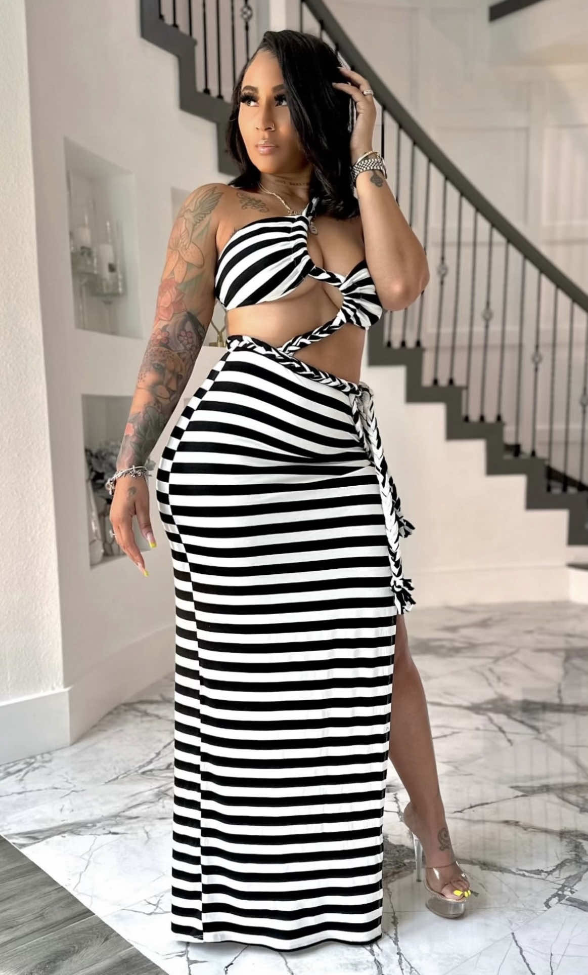 Summer’s Not Over Yet! 🖤🤍🖤