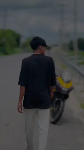 Look ta kmn hoise 😮‍💨💥 #foryou #foryoupage #fyp #saymun🔥 #crazysaymun #saymunbiker #gsxrlover🔥❤️ #CapCut 