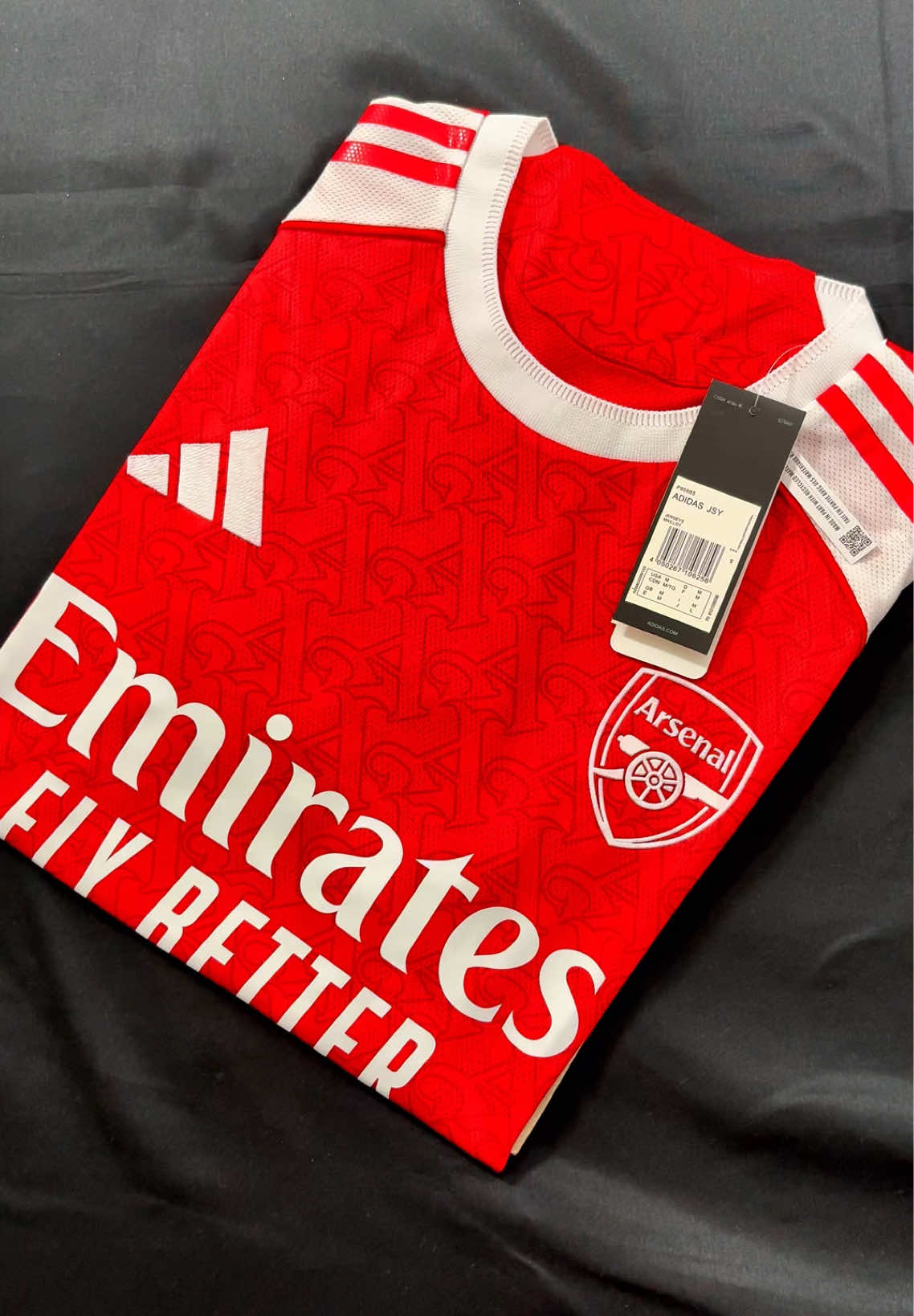 2825/26 New Arsenal home football jersey#arsenal #footballshirt #footballjersey #soccertiktok #Soccer #jersey #shirt #kit #footballtiktok #football2025 #OOTD #fyp #fouryou #futbol⚽️ #futboltiktok #2025shirt #footbal #2025jersey #footbal #footballkit #newjersey #newkit #newshirt 