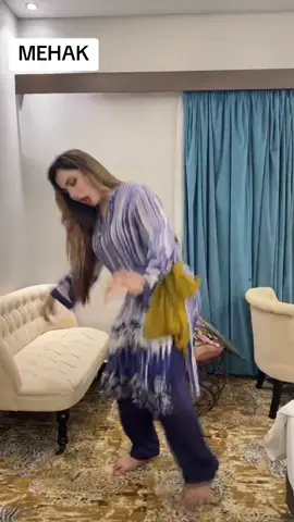 MEHAK Simple Dance  😊😊😊😊