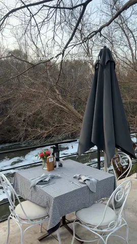 POV: you just found a restaurant literally sitting IN the river 🌊🍴✨ talk about dining with a view 👀💎  it is ideal for romantic outings, lunch and brunch with your partner, friends and family 🩷 This restaurant is called the The Terrace & Lapa. It is an outdoor riverside restaurant located at No. 18, R511 Road, Hennops River Valley, Pretoria inside Thanda Manzi Country Hotel.                               Food 8/10 views 10/10 service 10/10                                   The views speaks peace, serenity and would I be coming back yes yes yes 💯   #creatorsearchinsights #romanticrestaurants  #hiddengem #RestaurantReview #pretoriatiktok 