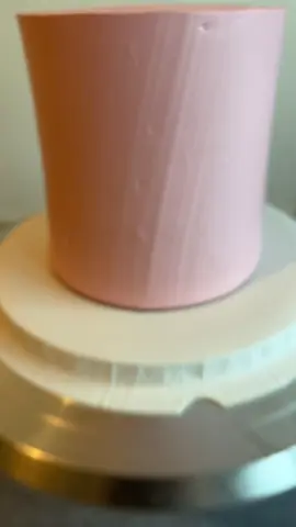 #pourtoi #bordeaux #cakedesigner #cakedesign #cakedecorating 