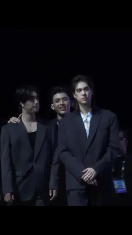 #pondphuwin #ppnaravit #phuwintang #ปอนด์ภูวินทร์ #lolfanfest2025  ©️ Jing  @ppnaravit @phuwintang 