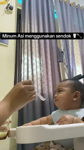 Minum asi menggunakan sendok ✨