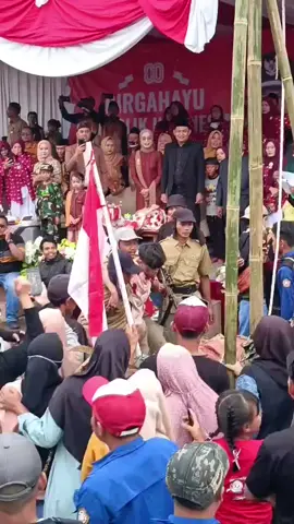 Peserta paling menguras emosi penonton 👍😭 #HUTRI_80🇮🇩 #KarnafalDesaBulakan  #PHBNdesaBulakan #pemdesBulakan #mbongethebest🔥 