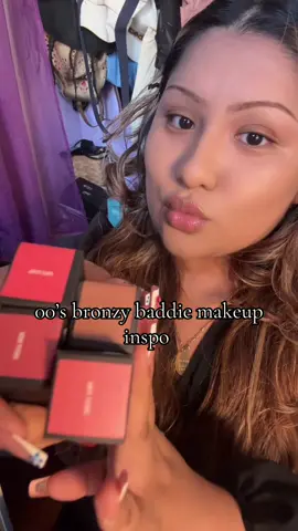 thank you thank you thank you @makeupbymario new formula sticks are so creamyyy  #kimkardashian #bronzymakeup #makeuptutorial #makeupinspo #trending 