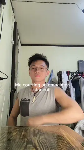 Me courting an embalmer student. #brandyyy 
