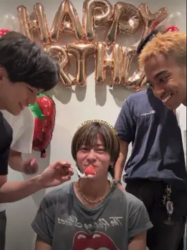 みんなに “ あ〜〜ん ” してもらう可愛い末澤くん   #末澤誠也 #aぇgroup 