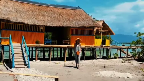 Pantai Mali, Alor - NTT.  #alorpride🏝🔥 #alor #kalabahi❤️🌈alor🌈ntt #alorisland🏝️🔥 #alortravel 