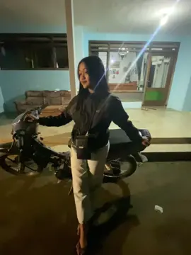 Nyeleh@𝐌𝐚𝐬 𝐢𝐧𝐠. 