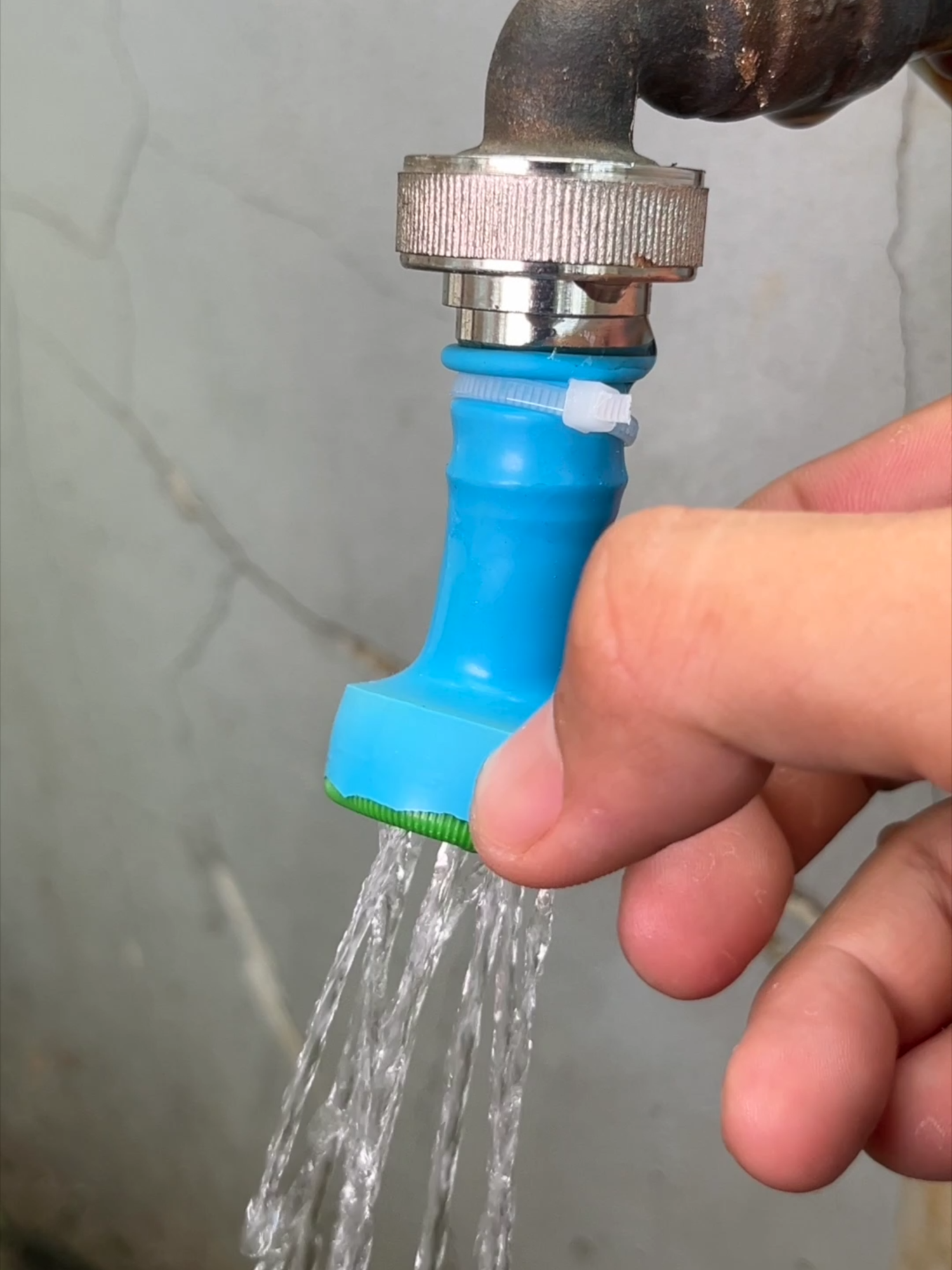 DIY Faucet Aerator with Balloon #toolstour #phutu.net