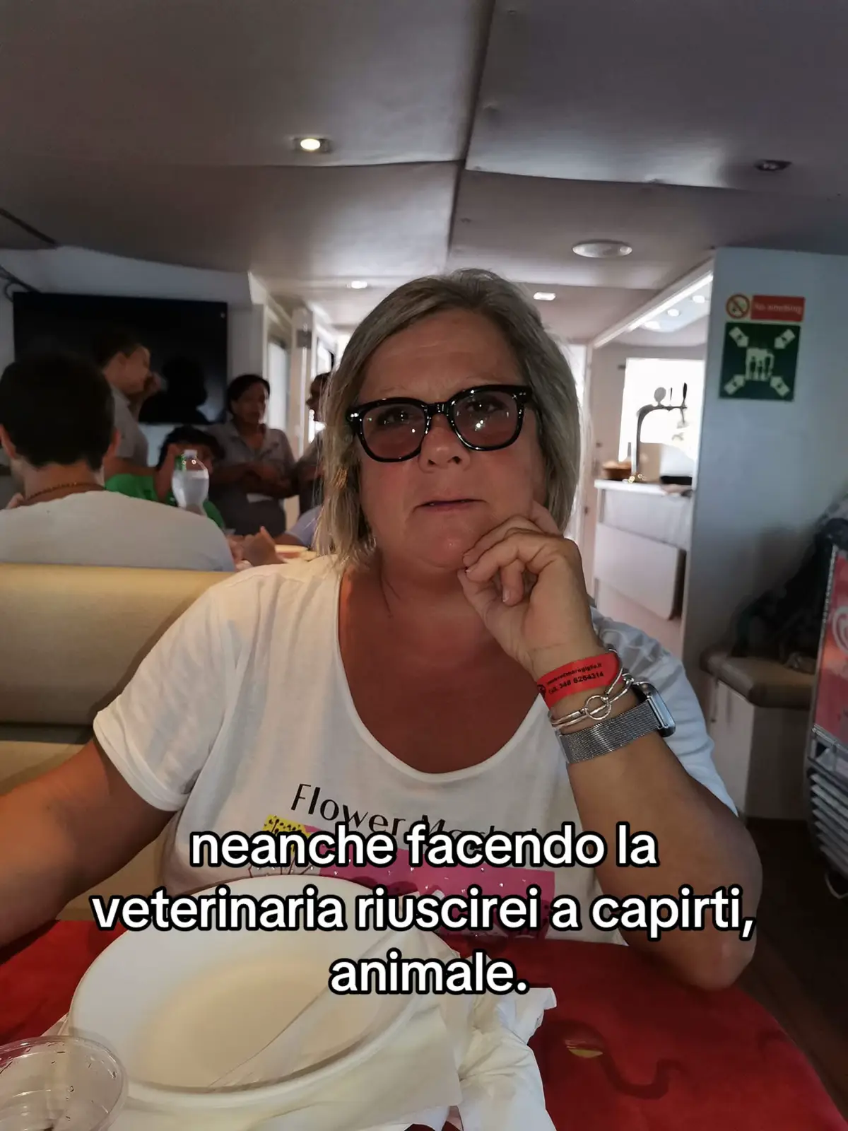 sei un animale brutto 