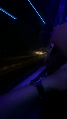 Có lẽ thời gian bên nhau đã hết, nên là sau này đừng lạc đường nữa nha và nhớ về nhà cẩn thận.. 