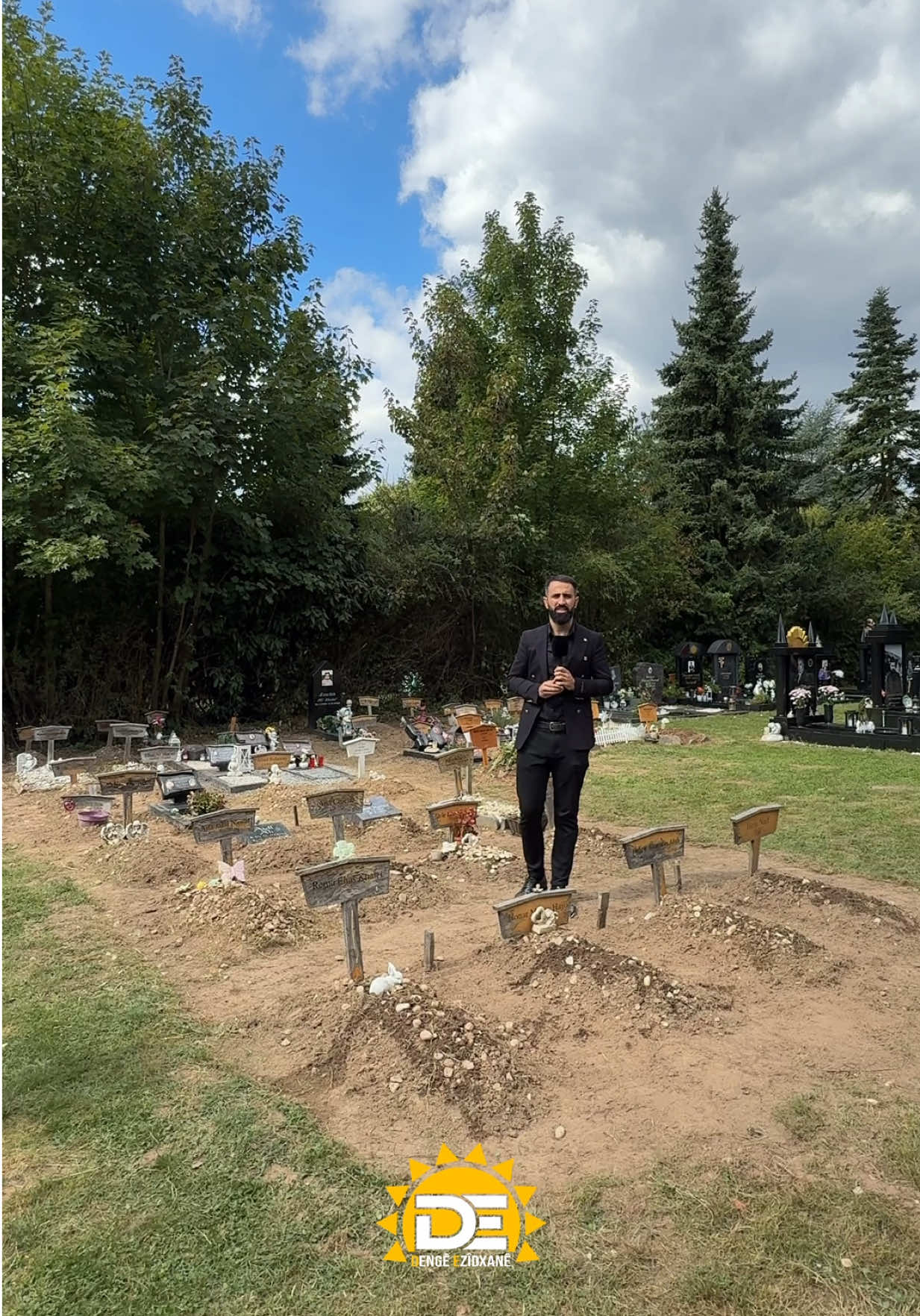 YouTube: ( Denge Ezidxane ) Friedhof Brück, Lehmbacher Weg  ………………………………………………………………………… #dengeezidxane #köln 