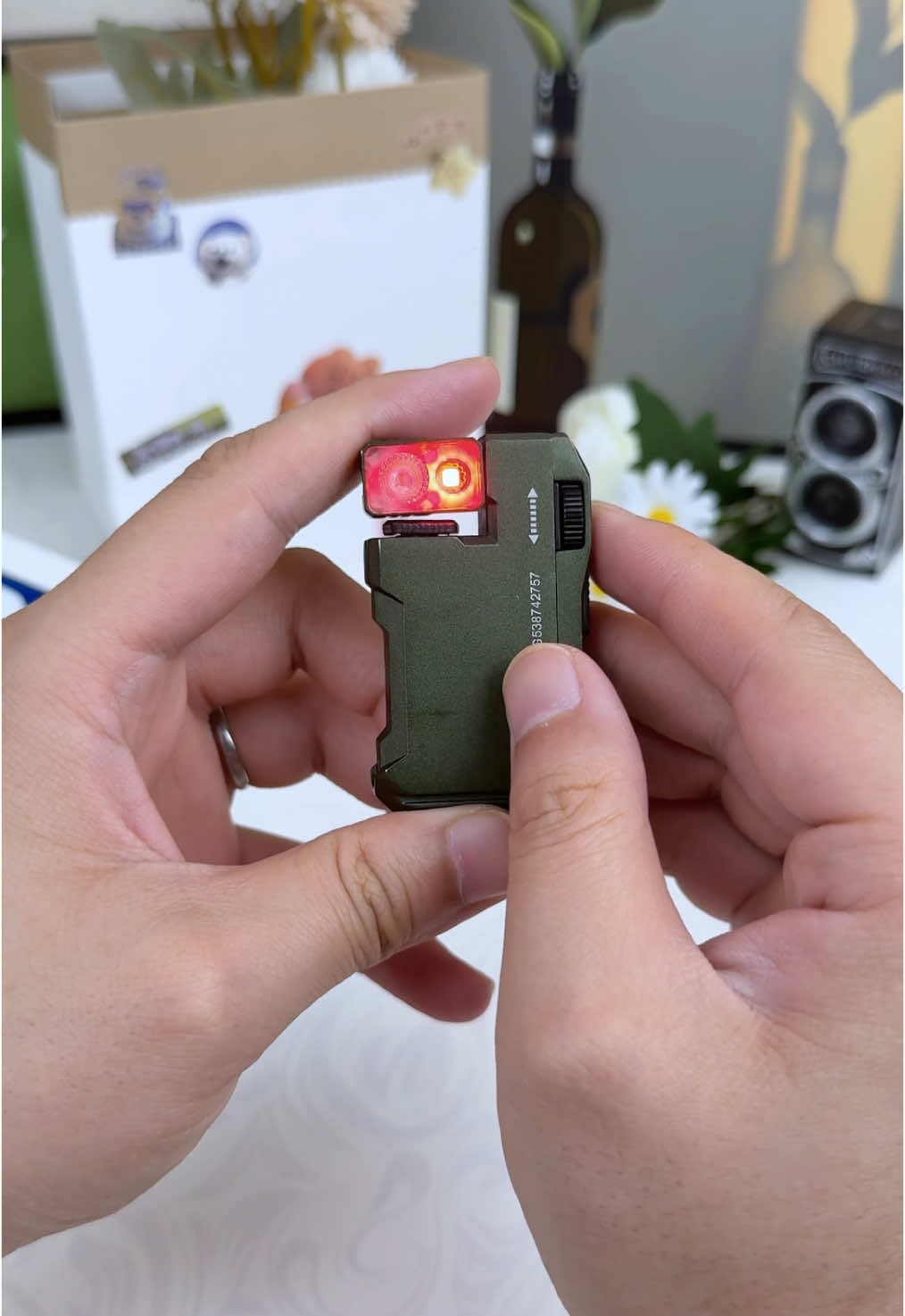 This is one unique EDC flashlight #flashlight #edc #edcflashlight #tacticalgear #wuben #wubenflashlight #usa_tiktok #tiktokmademebuyit #foryou #viral #fyp #TikTokShopLoveAtFirstFind #spotlightfinds #TikTokShopspringglowup #spotlightfinds #TTfest #spotlightfinds #TikTokShopspringglowup #Summer #summervibe #tiktokshopsummersale #SummerDeals #staycool #dealsforyoudays #tiktokshopbacktoschool #TikTokShopLaborDaySale 
