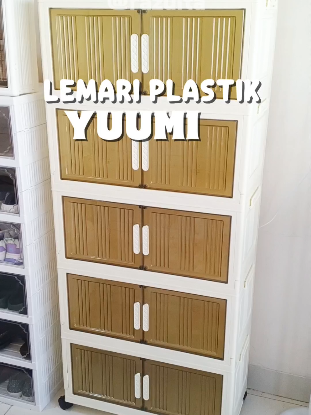Lemari plastik viral dari @yuumiwhu1ke ada yang pintunya transparan dan ada yang tertutup. Lemari plastik ini dilengkapi dengan magnet jadi rapat ya. yuk order sekarang sebelum stok habisss  #lemariplastikyuumi #lemarisusunserbaguna #lemaripakaian #lemariyuumi #wibgajian 