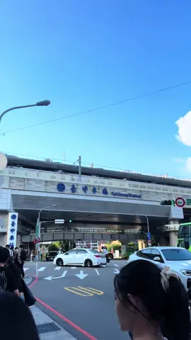 NET baru Taichung station salah Satu NET yg akan menjadi pusat perhatian para pengunjung taichung #taichungstasiun 