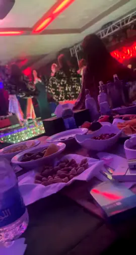 بالعبايه
