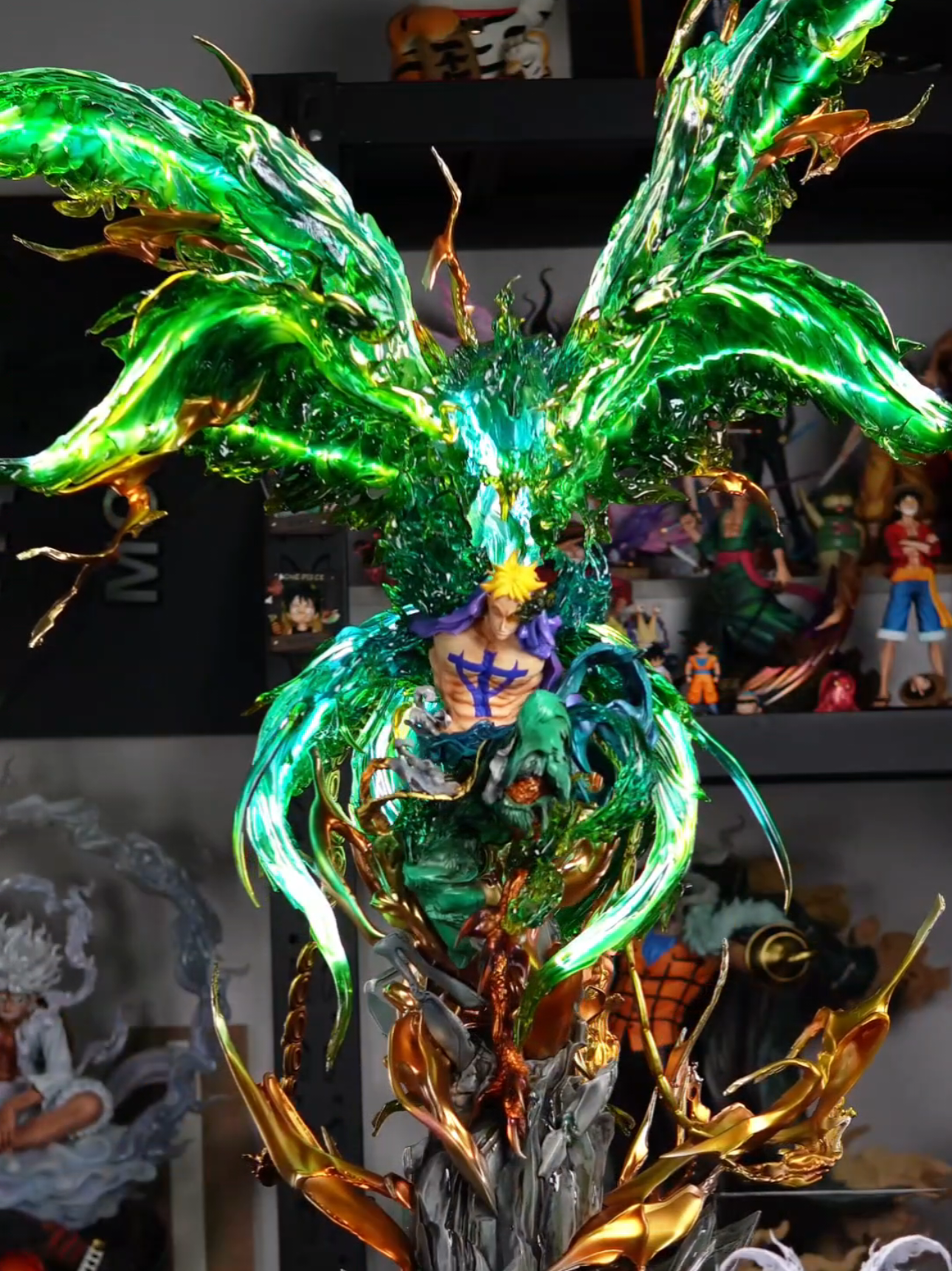 Marco the Phoenix 💚🔥 #animefigure #unboxing #onepiece #marcothephoenix #whitebeard #strawhats #toys #onepiecefigure #toyscollection #onepiececollection #resinstatue #kaizerlevel #unboxing #figureunboxing #clearresin #actionfigures #luffy #ironcurtain #onepiecefan #wano #toyscollector #animecollection #onepieceedit #onepieceanime 