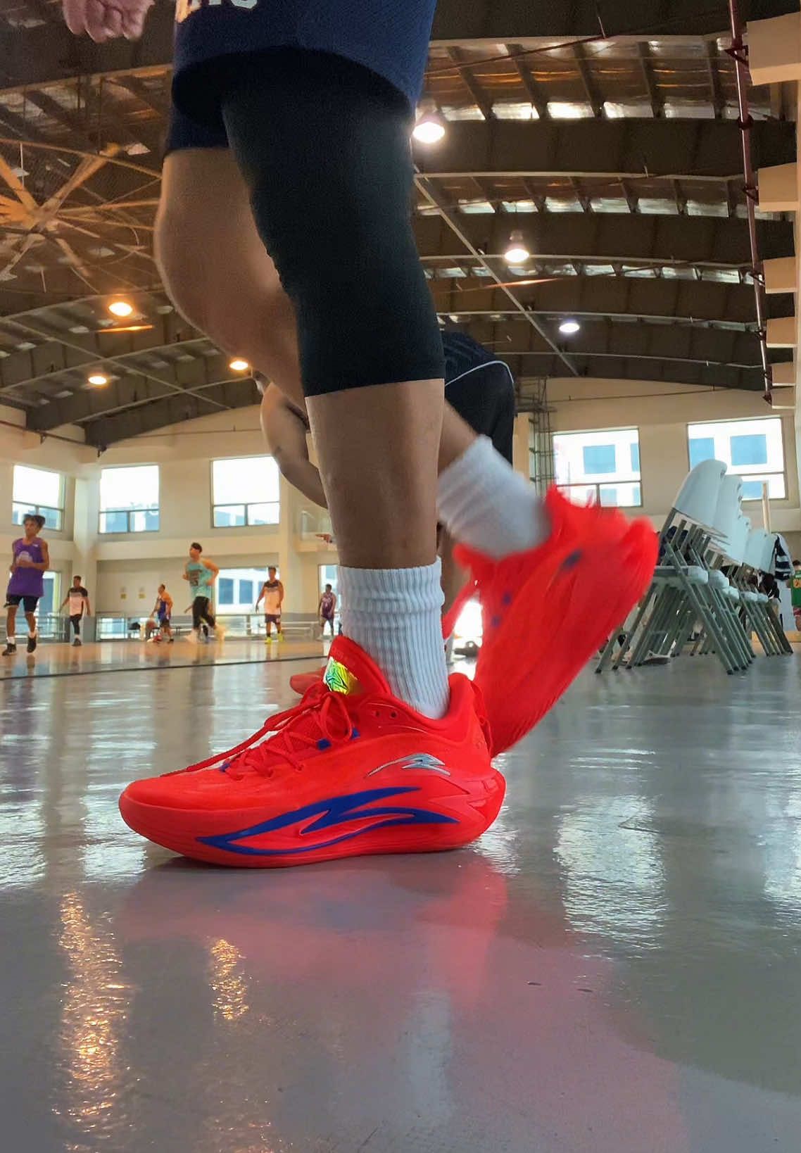 Tito gaming suot ang Anta Shock Wave 7 mga idol sarap sa paa!! #antashoes #antashockwave7 #shoepers 